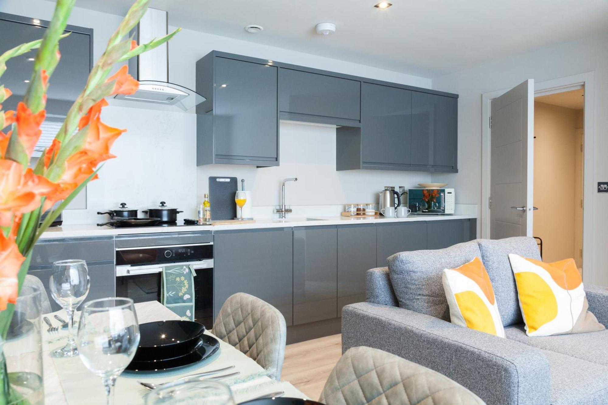Somers Suites Apartments Leeds  Exterior photo
