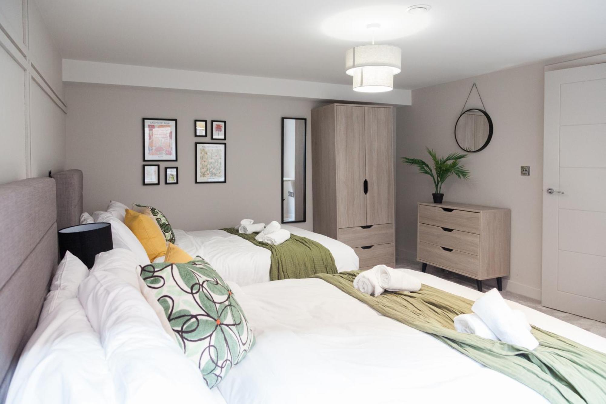 Somers Suites Apartments Leeds  Exterior photo